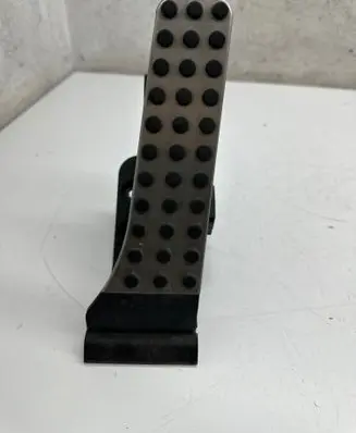 Mercedes-Benz CLS C218 AMG Accelerator throttle pedal A2043000204