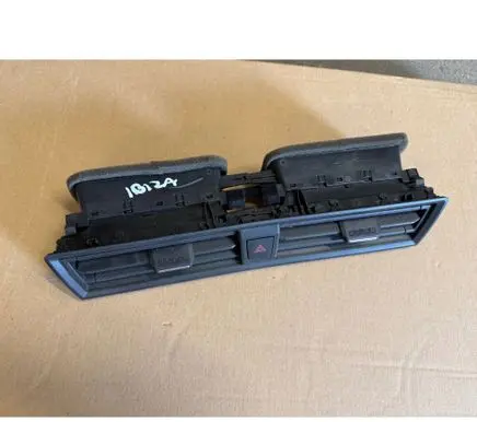 Seat Ibiza V (KJ) Dash center air vent grill 6F0819110H