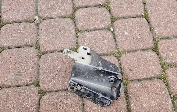 Renault Zoe Fender 620425323R-