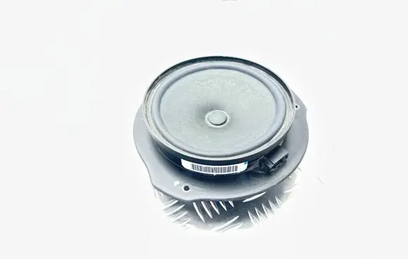 Mercedes-Benz C W204 Front door speaker A2049062401 970498101