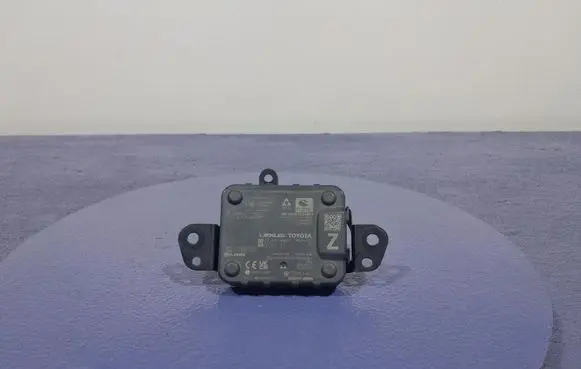 Toyota Corolla E10 Distronic sensor radar 8821012120