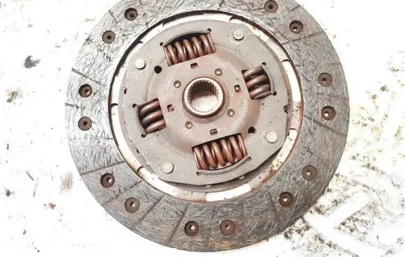 Volkswagen New Beetle Clutch pressure plate 06a141031c