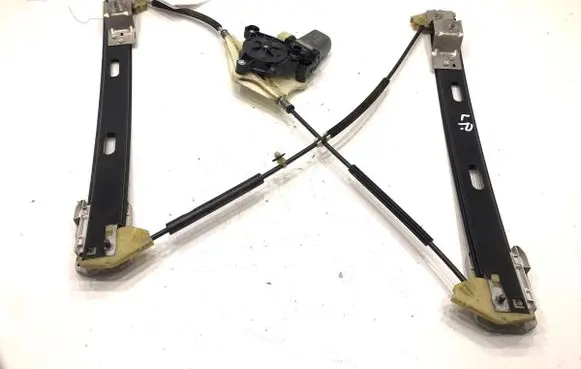 Seat Leon (5F) Front door window regulator with motor 5Q0959801B