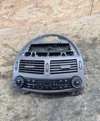 Mercedes-Benz E W211 Climate control unit 2118300385 00091203