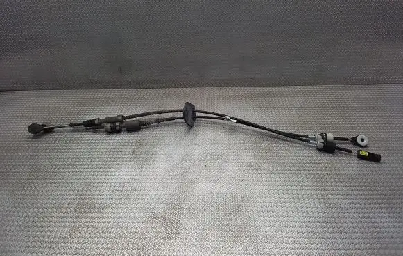 Gear shift cable linkage
