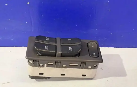 Saab 95 - 96 Electric window control switch 4616082 32019916
