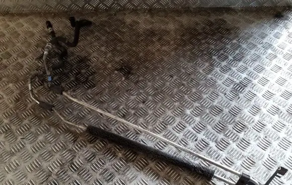 Volvo XC60 Power steering radiator 31302547