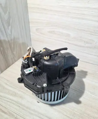 Peugeot Partner Heater fan/blower 5E2228700