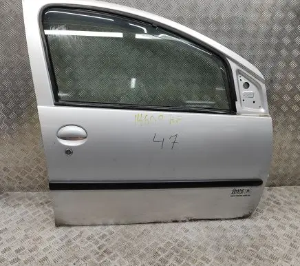 Citroen C1 Front door 9004W9