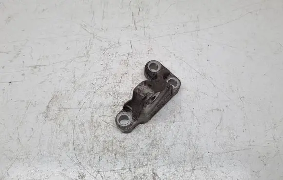 BMW 2 F46 Fuel pump bracket 8511628