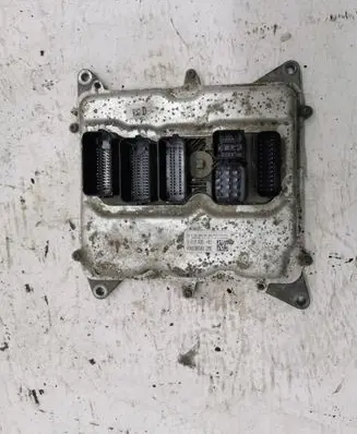BMW 3 F30 F35 F31 Engine control unit/module ECU 8610635