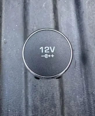 Land Rover Discovery 5 12 V Socket (rear) JY3215K040GA T43NC