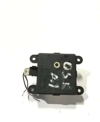 Nissan Qashqai Air flap motor/actuator A24842A7702001