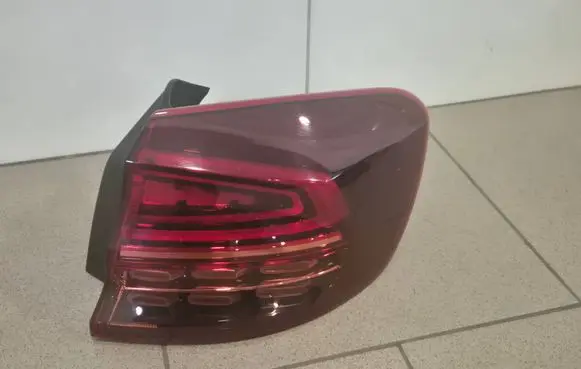 Rear/tail lights