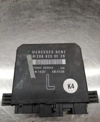 Mercedes-Benz CLK A208 C208 Door control unit/module 2088200326