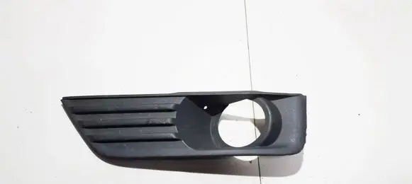 Ford Focus Front bumper lower grill 4M5119953AE 4M51-19953-AE