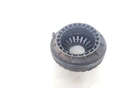 Land Rover Evoque I Front upper strut mount 