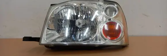 Nissan Navara D22 Headlight/headlamp 9922680008