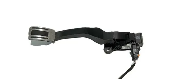 Peugeot 308 Accelerator throttle pedal 9843676480 30770