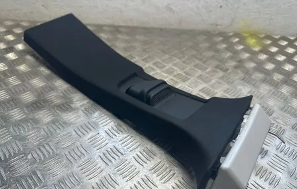 Mercedes-Benz GLC C253 (B) pillar trim (top) A2536902201