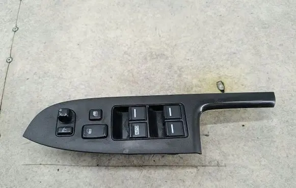 Honda Accord Quarter vent window switch 35750SEDG11