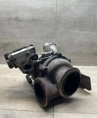BMW X5 E70 Turbo 779975808 PET00313F 7778530012