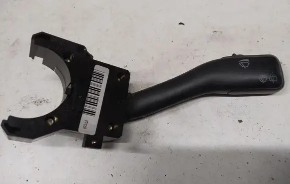 Volkswagen Polo III 6N 6N2 6NF Wiper switch 4B0953503F