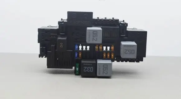 Mercedes-Benz C W205 Fuse box set 0035420419