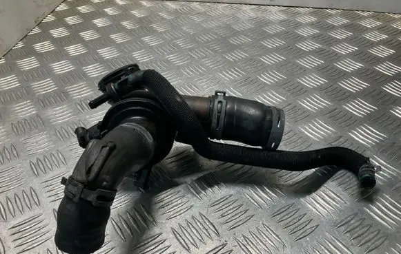 Mercedes-Benz C W204 Thermostat/thermostat housing A6512000615