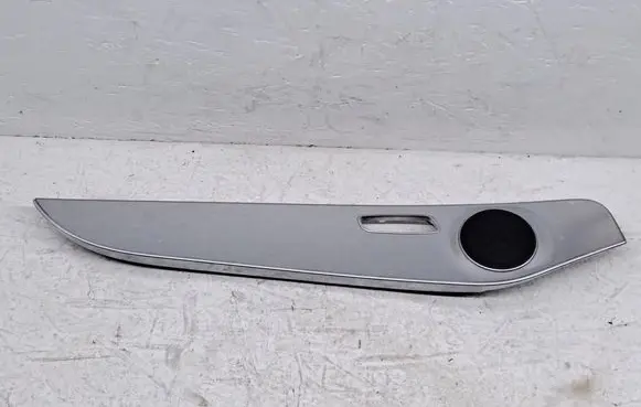 Mercedes-Benz C W205 Front door card panel trim A2057204522