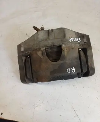 Volvo XC90 Front brake caliper 30636355