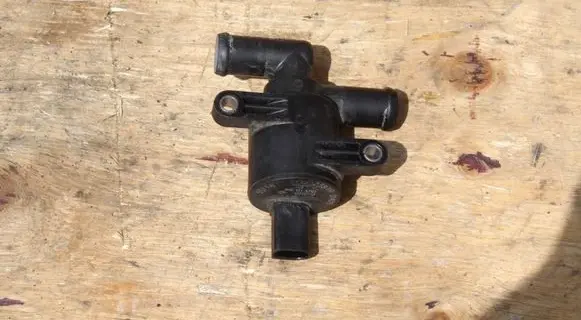 Audi A4 S4 B9 Electric auxiliary coolant/water pump 4H0121671D