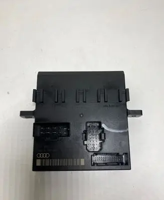 Audi A4 S4 B6 8E 8H Comfort/convenience module 8E0907279E