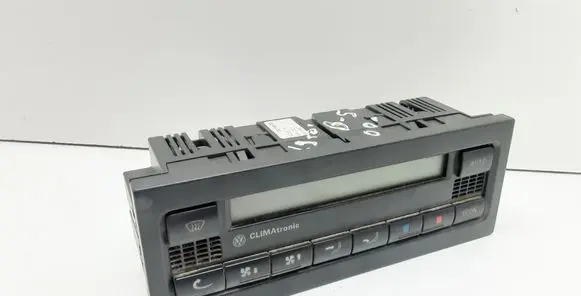 Volkswagen PASSAT B5 Climate control unit 3B1907044D