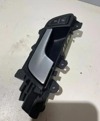 Audi A5 Sportback 8TA Front door interior handle 8K0837020