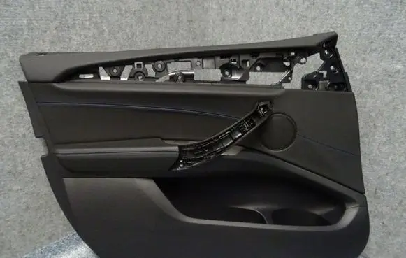 BMW X4 G02 Front door card panel trim
