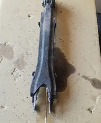Mercedes-Benz E W212 Rear control arm A2043521288