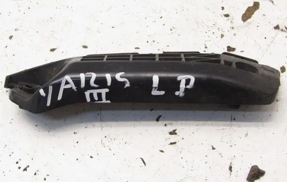 Toyota Yaris Front bumper mounting bracket 525360D090