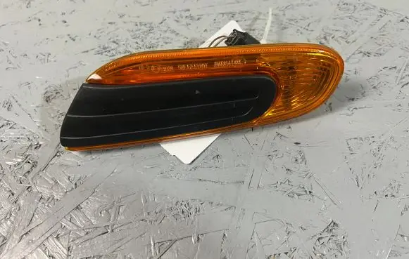 Mini One - Cooper F56 F55 Front fender indicator light 7298345