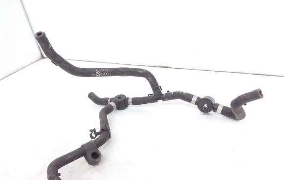 Volkswagen Transporter - Caravelle T6 Engine coolant pipe/hose 7E0122447M