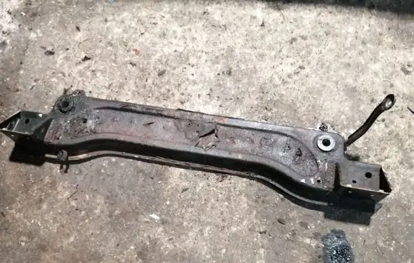 Mercedes-Benz GL X164 Bottom radiator support slam panel 