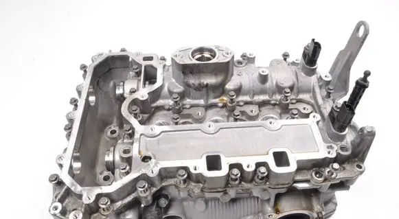 Peugeot 2008 II Engine head 9810874110