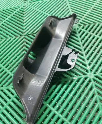 BMW X5 E70 Tailgate/boot lid lock trim 10834110 7177378
