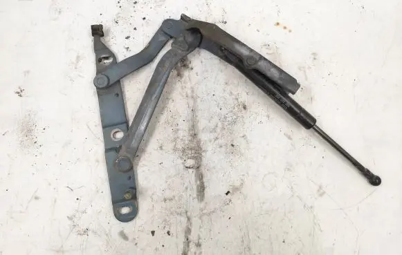 Audi 80 90 B3 Tailgate/trunk/boot hinge 893827302A 893827552