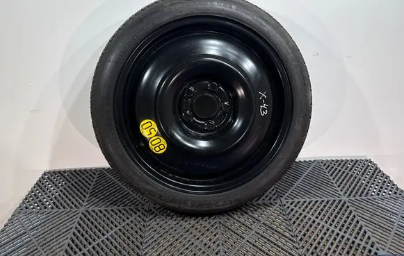 Toyota Auris E180 R17 spare wheel 