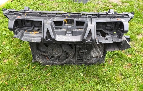 Peugeot 5008 Top upper radiator support slam panel 9672379580