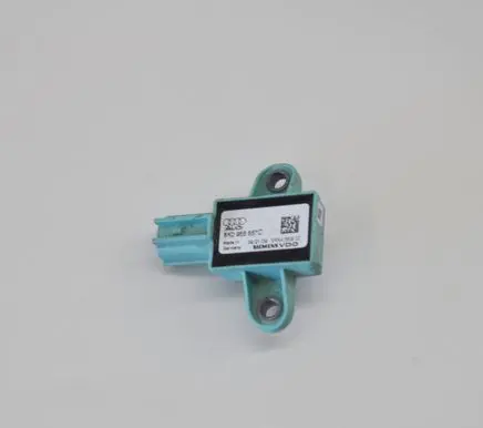 Audi A3 S3 8V Airbag deployment crash/impact sensor 8K0955557C
