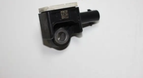 Mercedes-Benz ML W166 Airbag deployment crash/impact sensor A1668210151