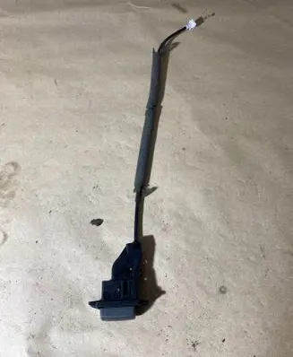 BMW 7 E65 E66 Glove box handle 7033389 10862510