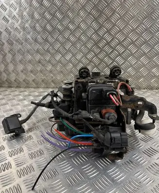 Audi Q7 4M Air suspension compressor/pump 4M0616005F